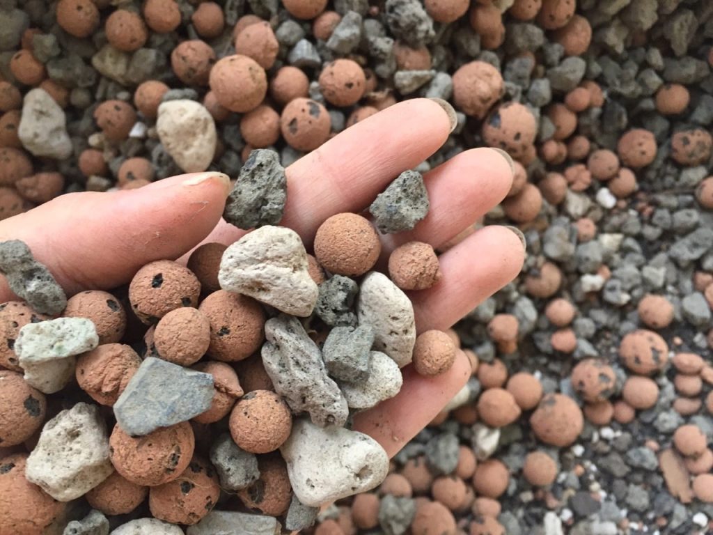 پوکه نخودی * پوکه معدنی نخودی 3 پوکه معدنی نخودی